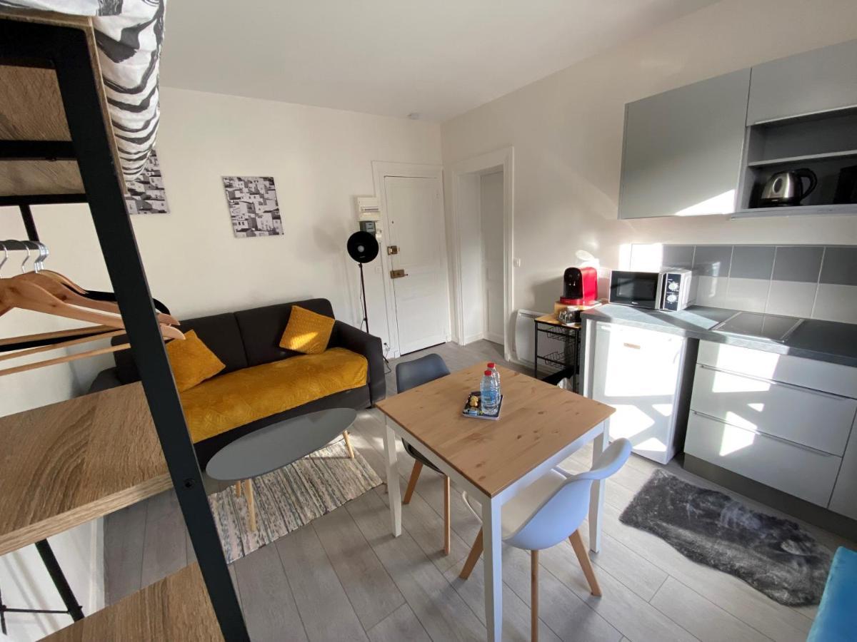 Enghien-Les-Bains : Studio Au Coeur Du Centre Ville Kültér fotó